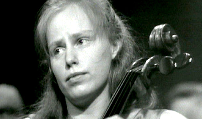 JACQUELINE du PRÉ IN PORTRAIT | Elgar Cello Concerto | The Ghost